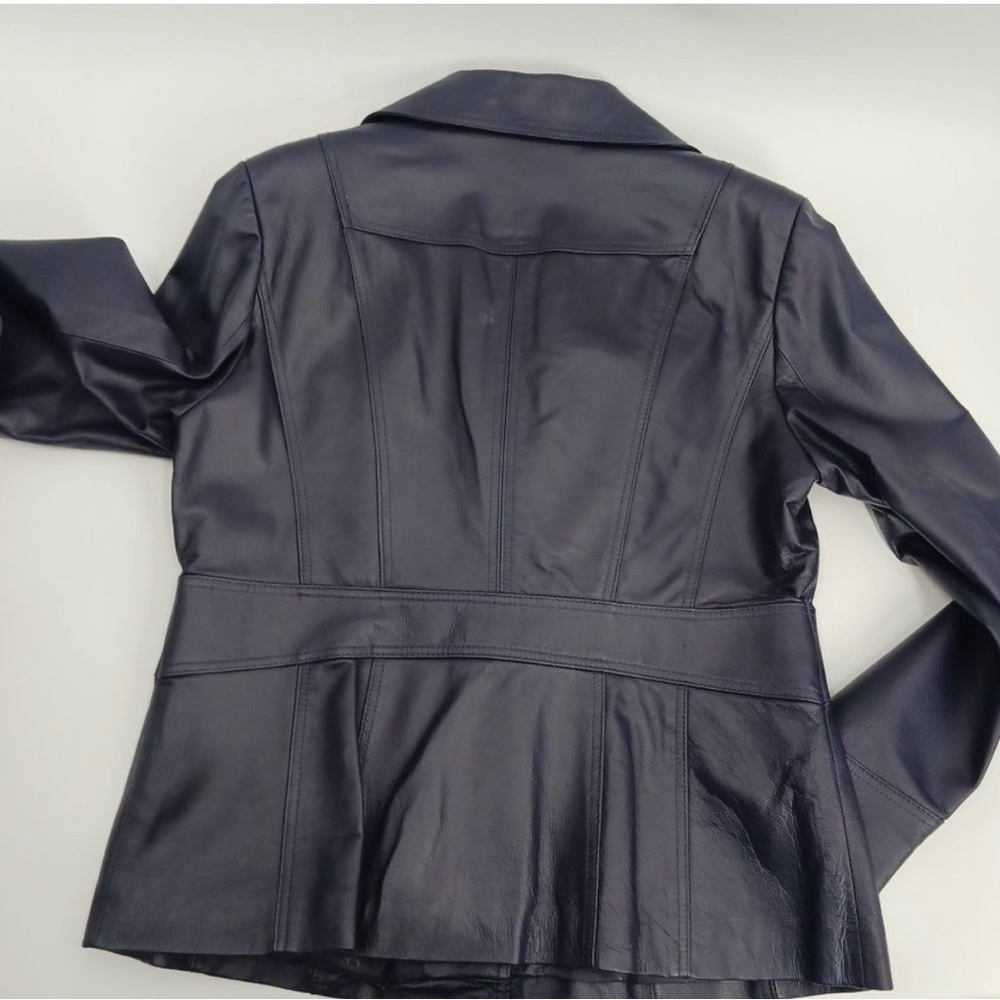 EAST 5TH WOMENS GENUINE LEATHER BLUE JACKET
SIZE LARGE - Picture 8 of 14